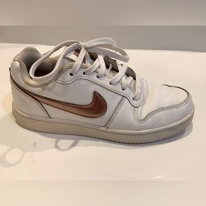 Nike Womens Ebernon Low Casual Shoes White And Rose Gold Sneakers